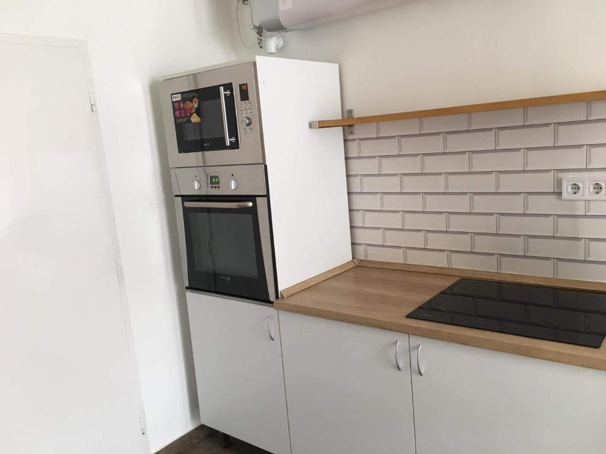 Cuki Apartmanok Dombóvár 外观 照片